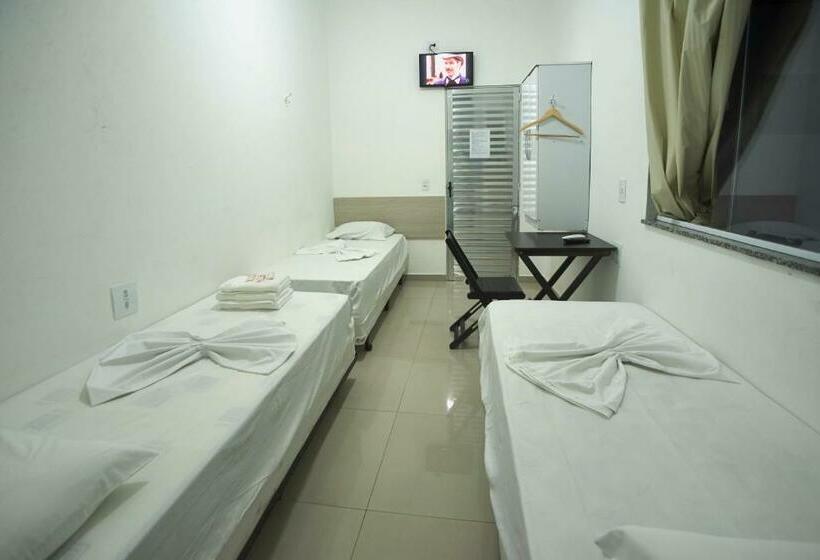 Номер Стандарт Трехместный, São João