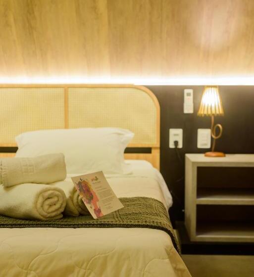 غرفة قياسية, Vale Das Nuvens