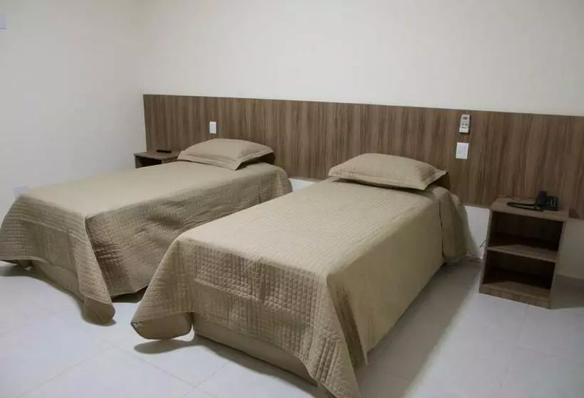 デラックスルーム, Vila Verde