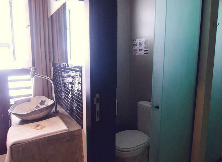 جناح ديلوكس, Xilo Design