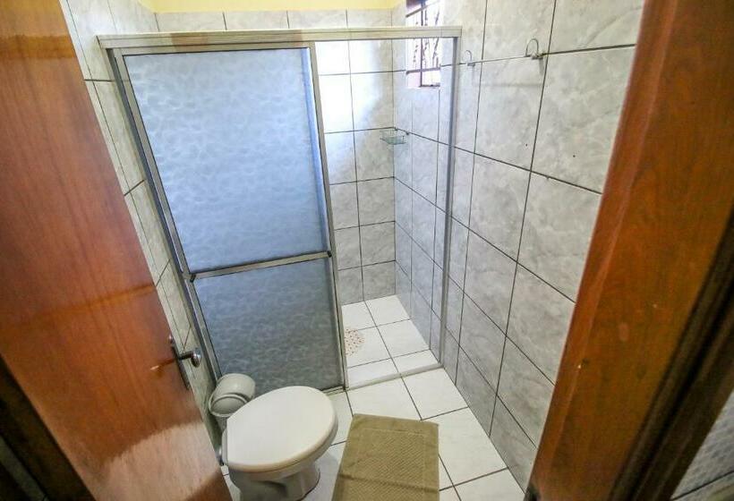 エコノミー4人部屋, Pousada Bonito Cama E Cafe