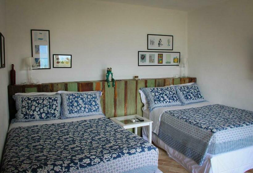 חדר סטנדרטי לשלושה עם נוף, Boutique Ananas