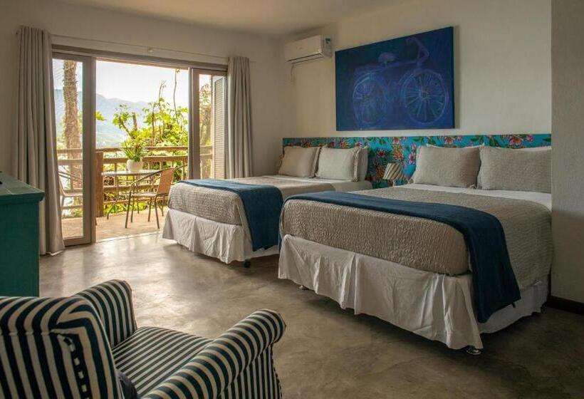 חדר סטנדרטי לשלושה עם נוף, Boutique Ananas