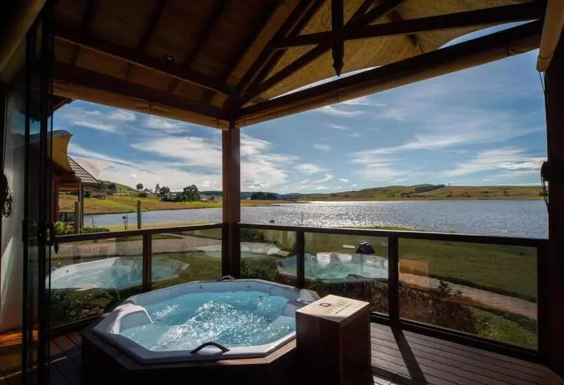 デラックスバンガロー, Divisa Experience Resort