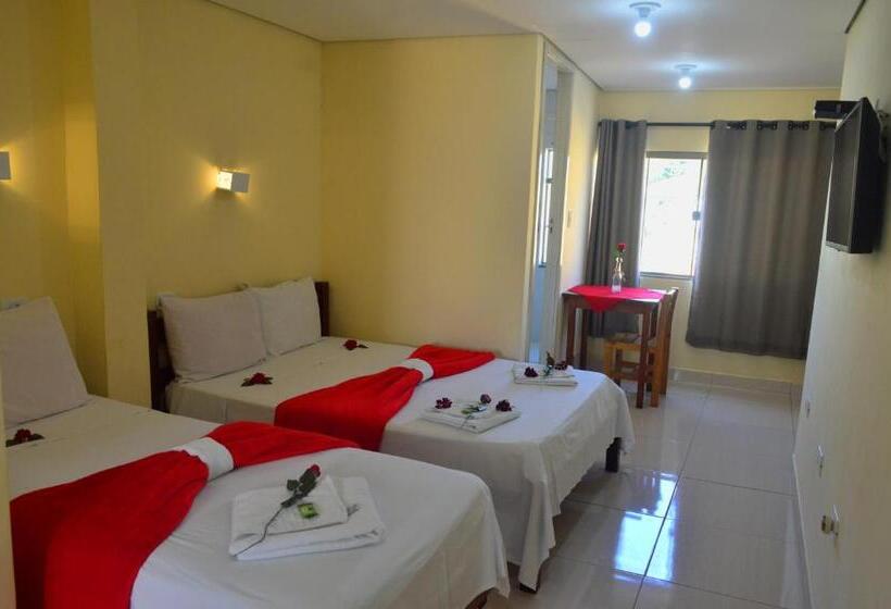 شقة غرفة واحدة, Garfo De Ouro