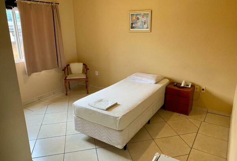 غرفة ديلوكس فردية, Pontal