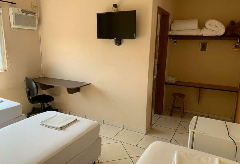 غرفة ديلوكس ثلاثية, Pontal