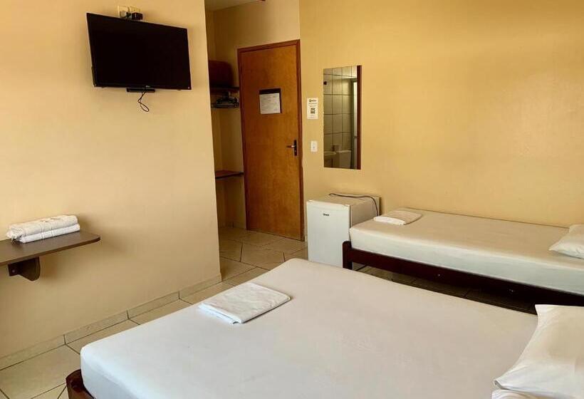 غرفة قياسية ثلاثية, Pontal