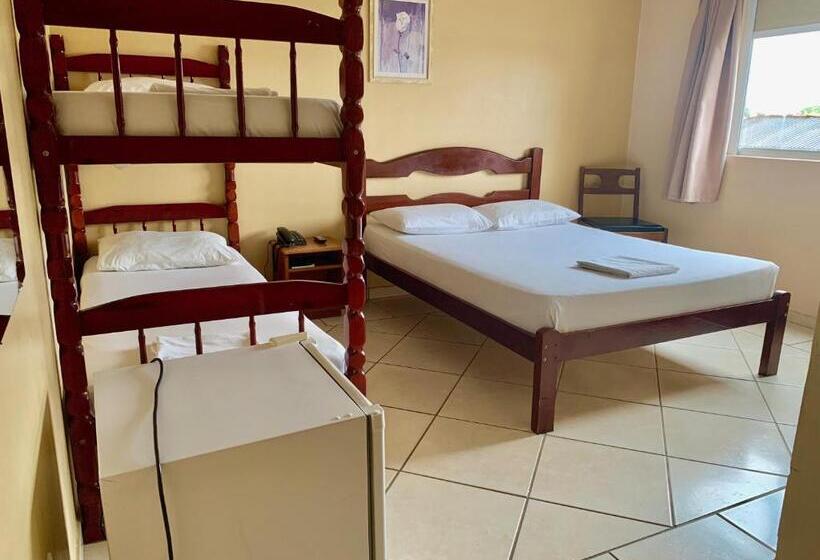 غرفة ديلوكس رباعية, Pontal