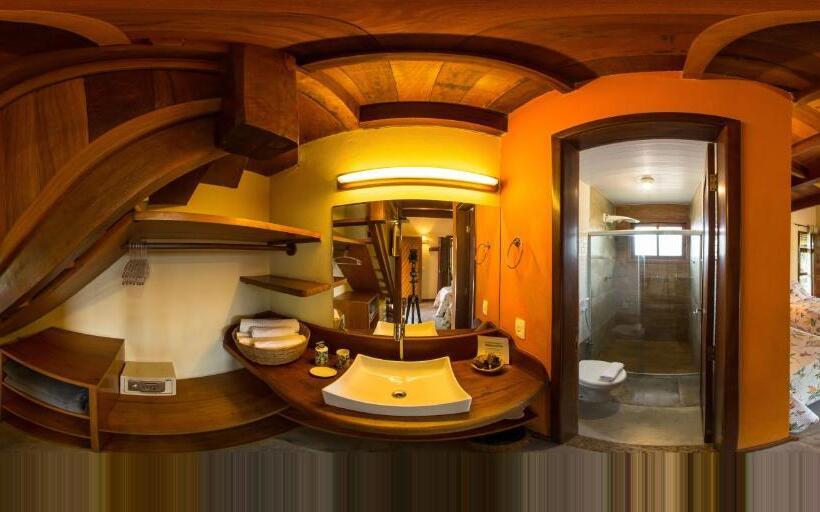 חדר לארבעה סטנדרטי עם נוף לגינה, Pousada Barrabella