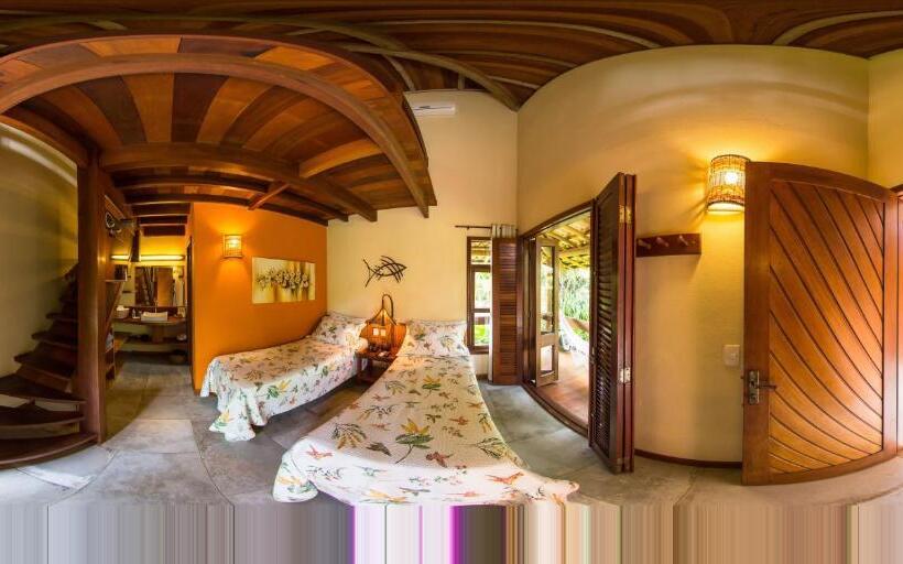 חדר לארבעה סטנדרטי עם נוף לגינה, Pousada Barrabella