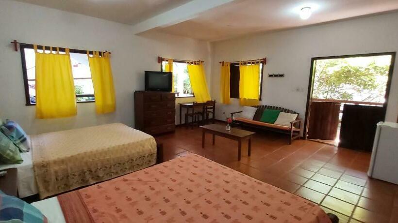 اتاق خانوادگی, Pousada Casa Da Edinha