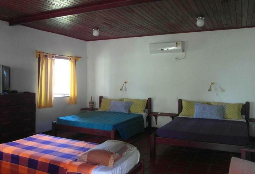 اتاق خانوادگی, Pousada Casa Da Edinha