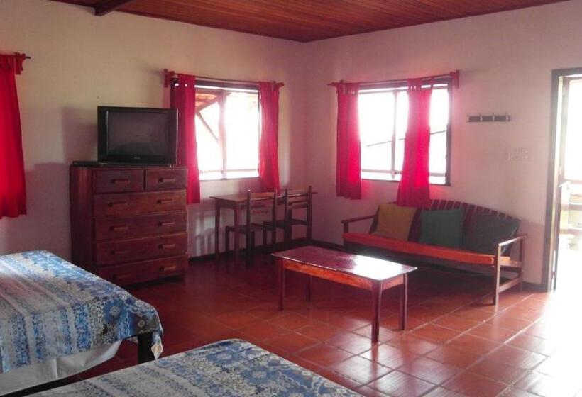 اتاق خانوادگی, Pousada Casa Da Edinha