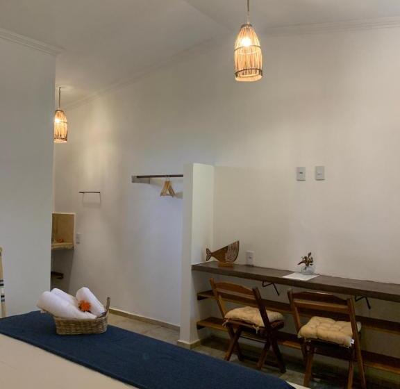 اتاق لوکس با بالکن, Pousada Da Renata