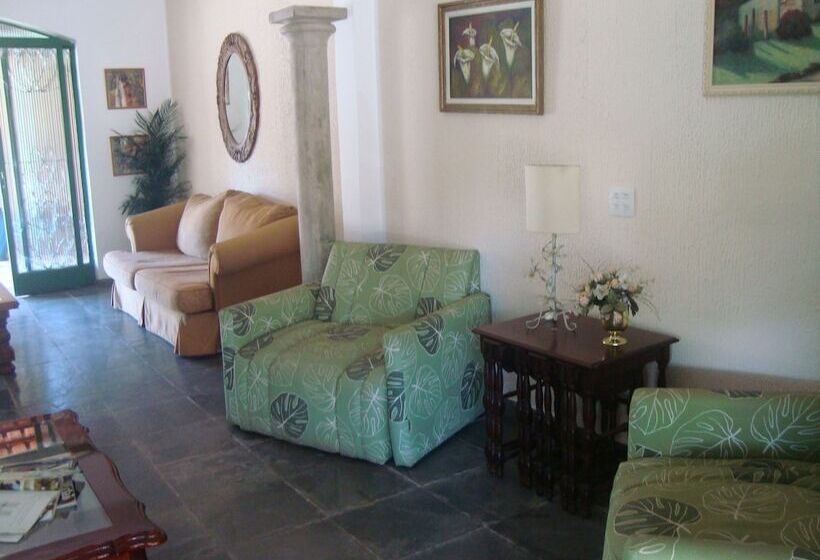 이코노미 룸, Pousada Renascença