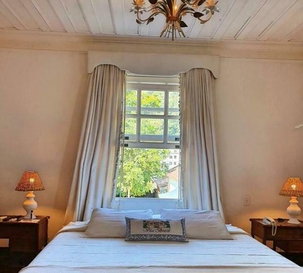 سوییت, Pousada Vila Brasil