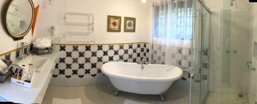 سوییت, Pousada Vila Brasil