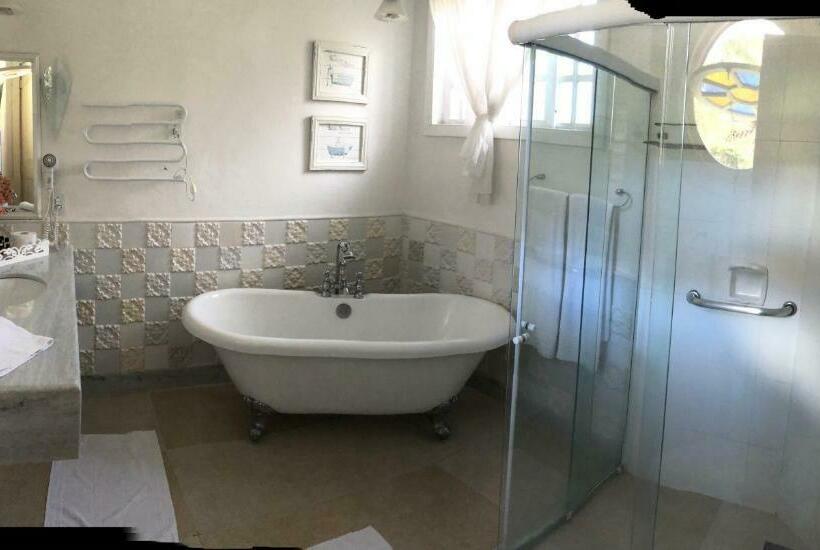 سوییت, Pousada Vila Brasil