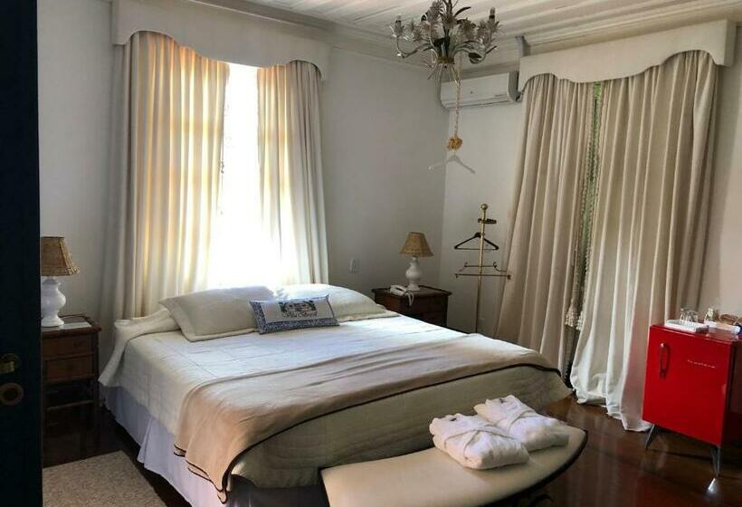 سوییت, Pousada Vila Brasil