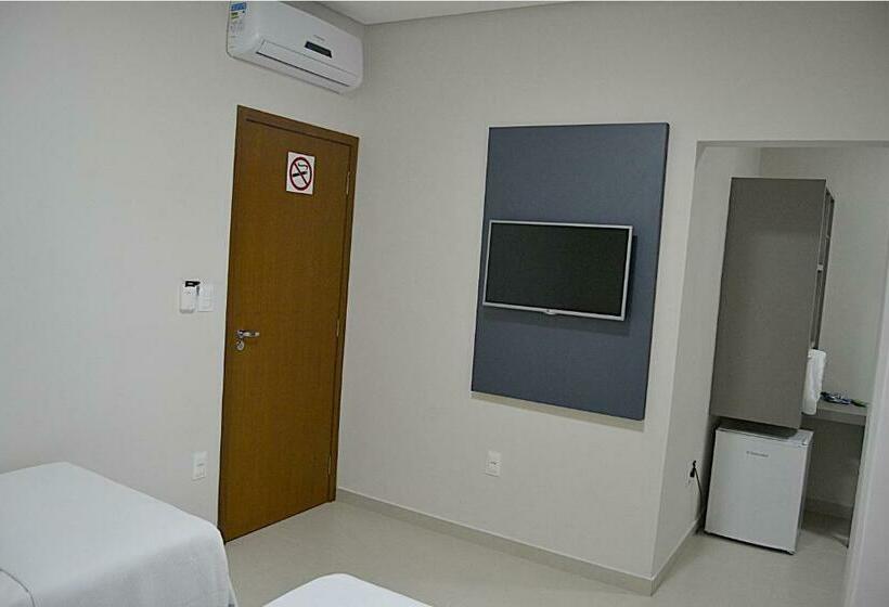 四人豪华间, Ribs