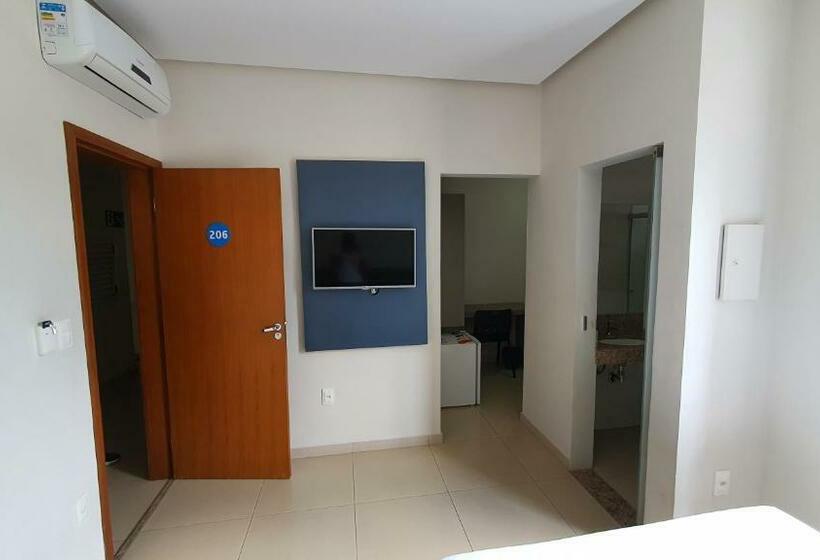 豪华三人间, Ribs