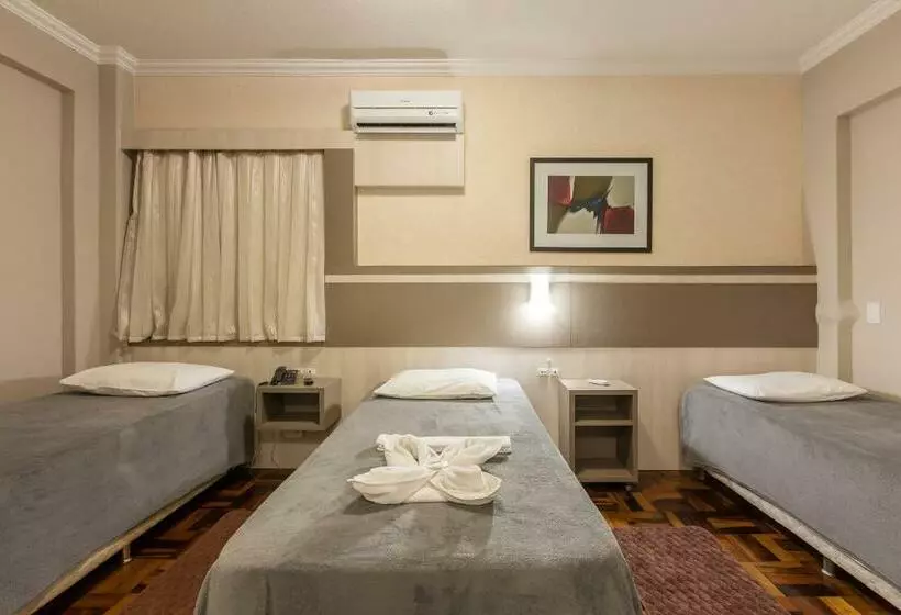 デラックストリプルルーム, Tri Hotel Criciúma