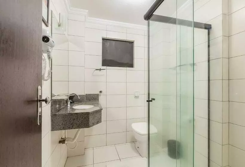 デラックストリプルルーム, Tri Hotel Criciúma