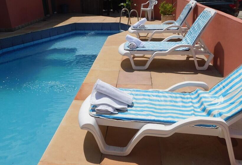 スタンダード4人部屋, Guest House Orquídea