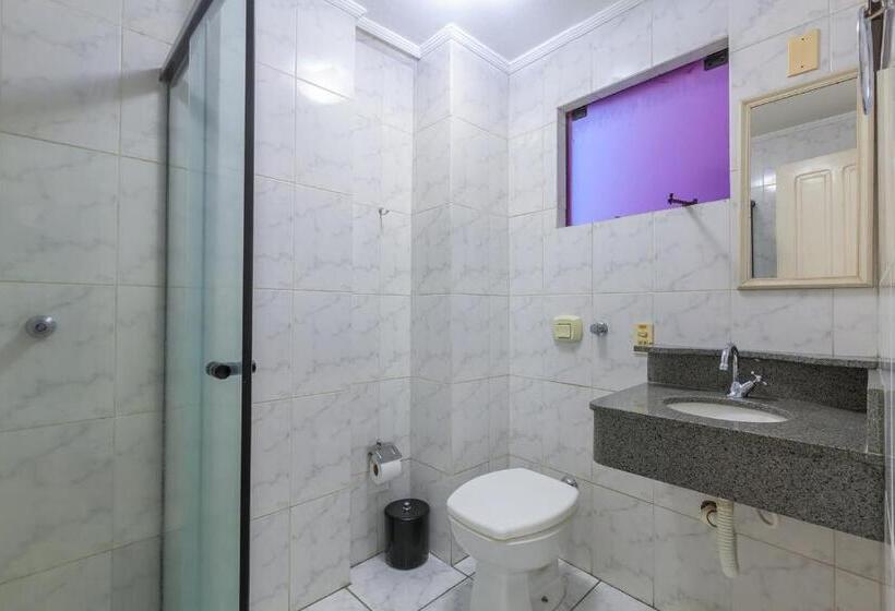 חדר סטנדרט מיטה זוגית, Tri Hotel Criciúma