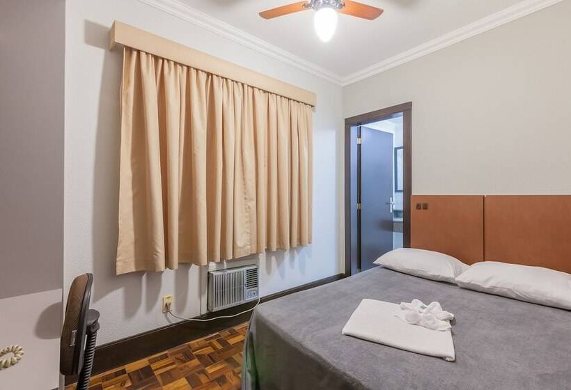 חדר סטנדרט, Tri Hotel Criciúma