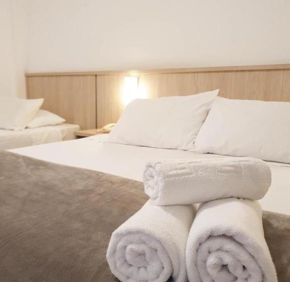 スーペリアトリプルルーム, Avenida Palace