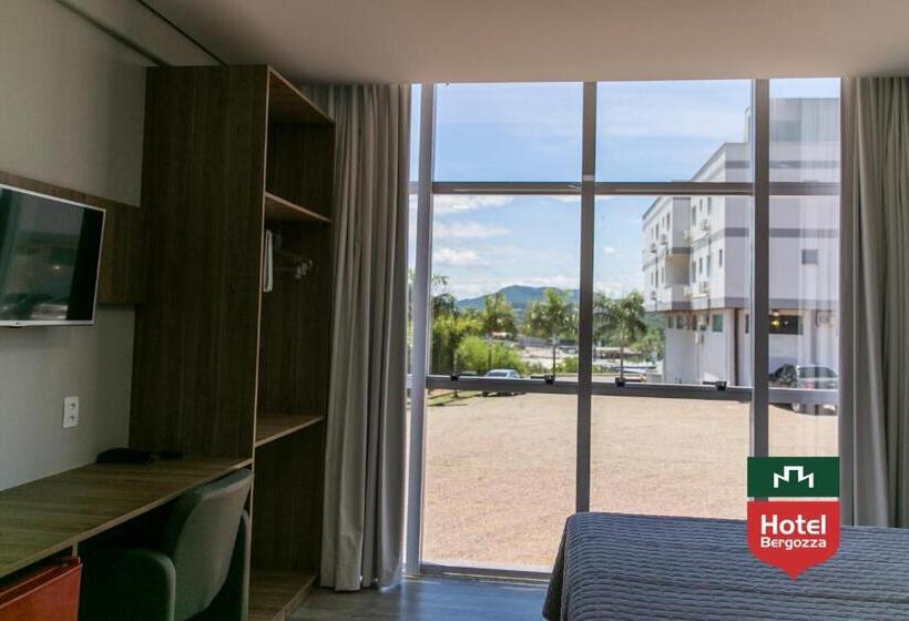 غرفة ديلوكس, Bergozza