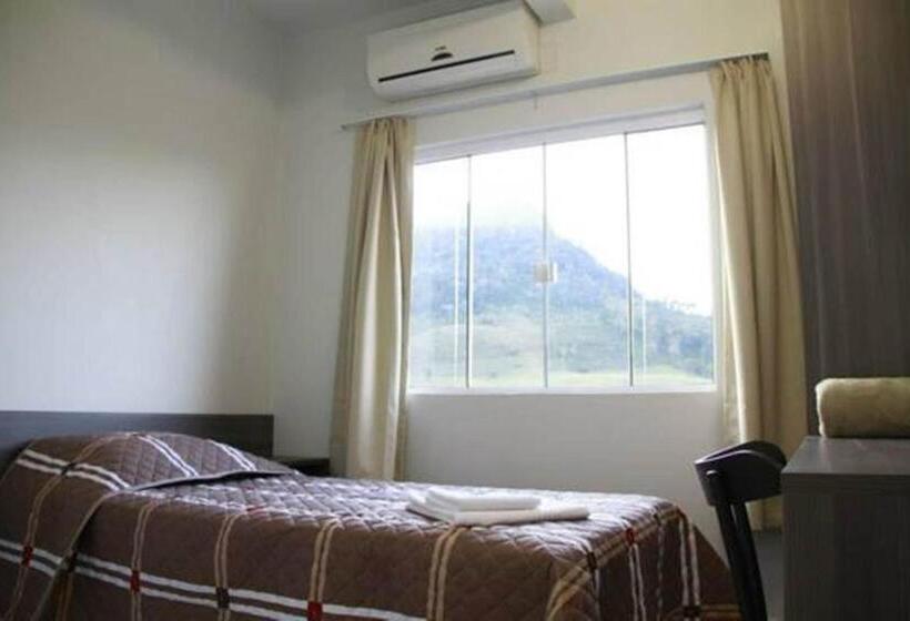 غرفة قياسية فردية, Bergozza