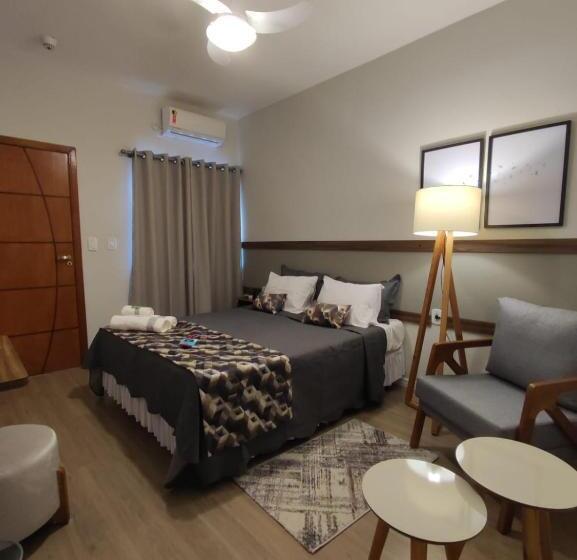 豪华房间, Capital Da Fe