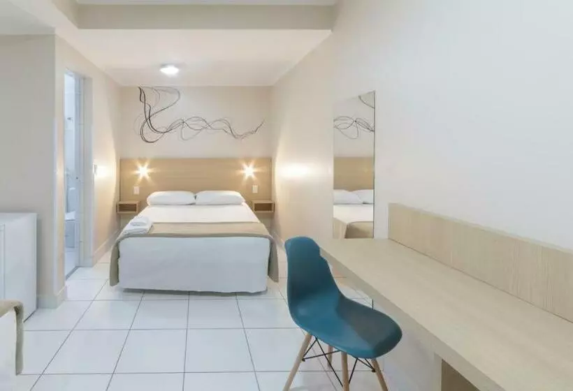 スーペリアトリプルルーム, Copacabana Piracicaba