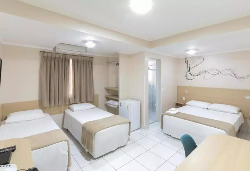 スーペリアの4人部屋, Copacabana Piracicaba