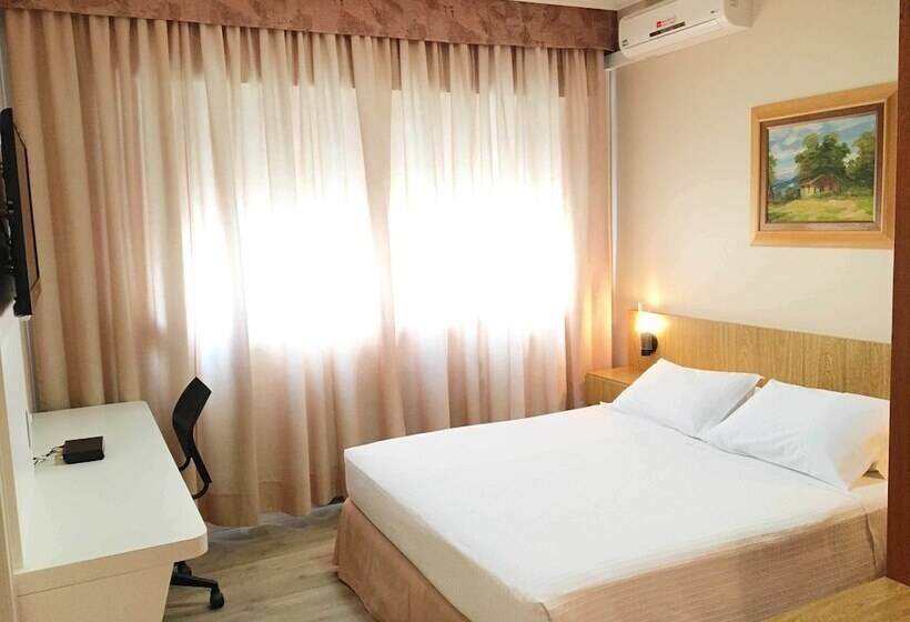 Pokój Superior, Cosmos