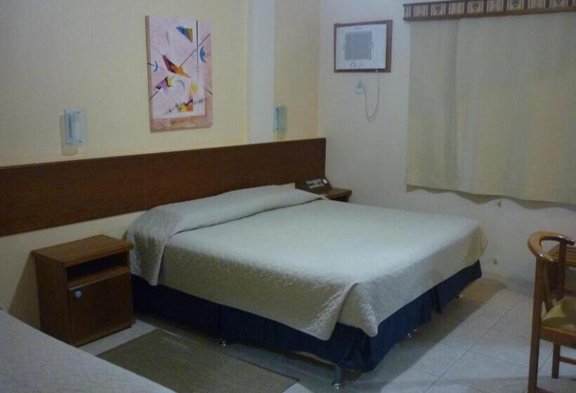 חדר סטנדרט לשלושה, De Rose Praia