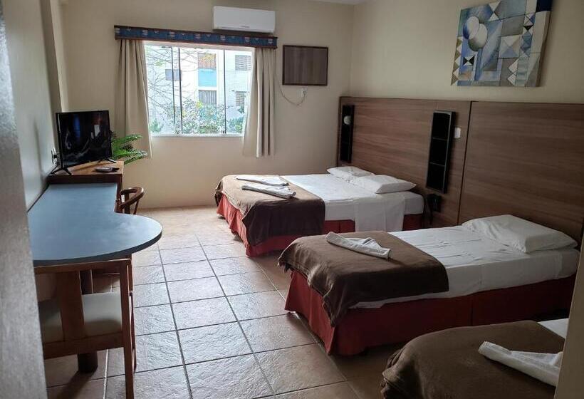 חדר דלוקס לארבעה, De Rose Praia