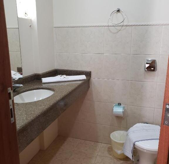 חדר סטנדרט לשלושה, De Rose Praia