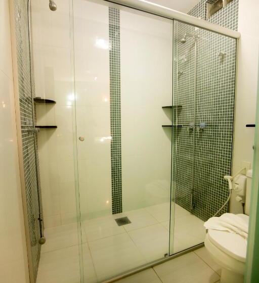 חדר דלוקס, Guanxi