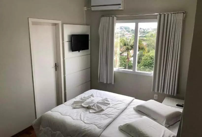 Executive-huone, Locatelli