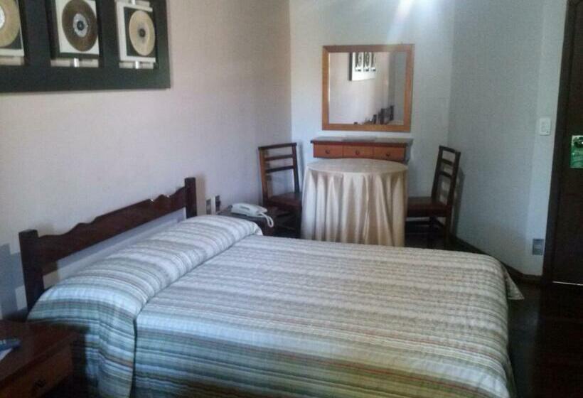 StandaardKamer, Moinho De Pedra