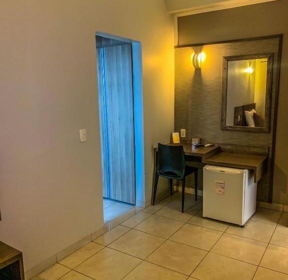 Номер Deluxe, Piratininga Avenida Amazonas Rondonópolis