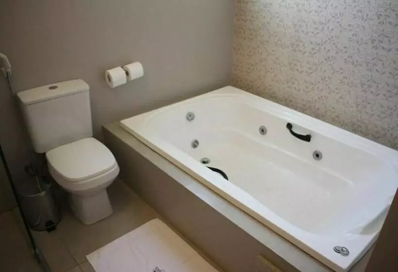 سوئیت پرزیدنت, Piratininga Avenida Amazonas   Rondonópolis