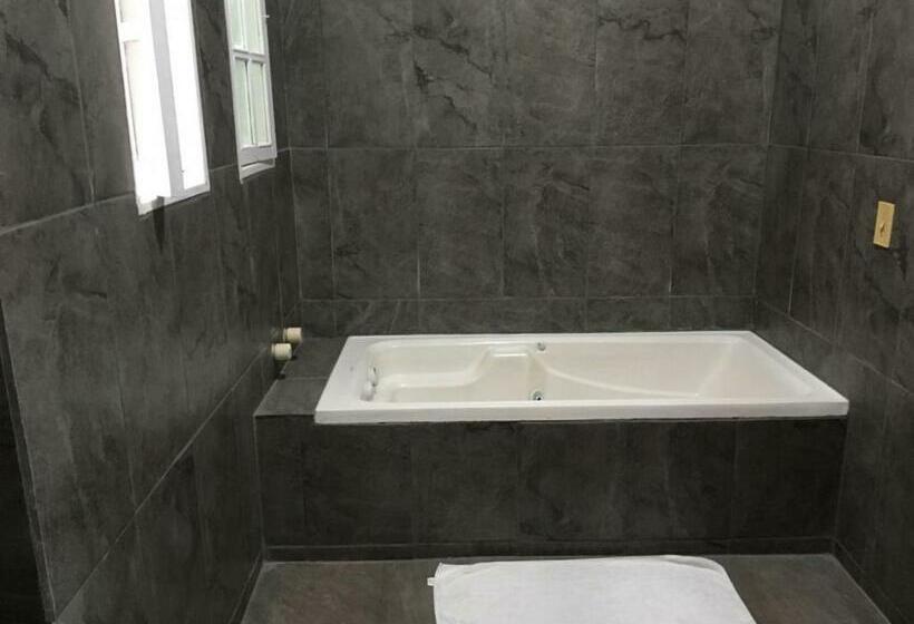 חדר סטנדרט לשלושה, Pousada Casa Atlântica