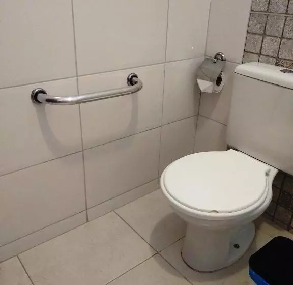 スタンダード4人部屋, Pousada Casa Do Bosque