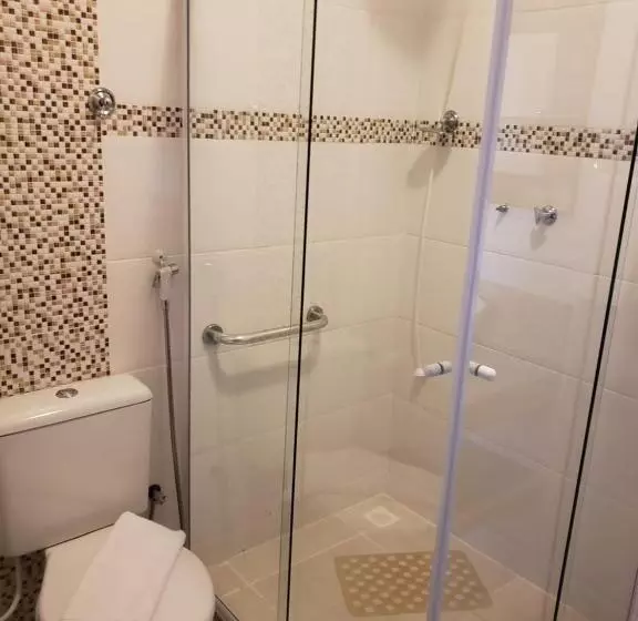 スタンダード4人部屋, Pousada Casa Do Bosque