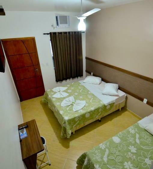 标准三人间, Capital Da Fe